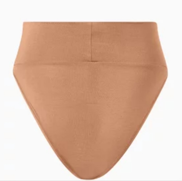 2pcs SKIMS SLEEP BRIEF/ CAMEL/4X/NWT - Picture 4 of 15